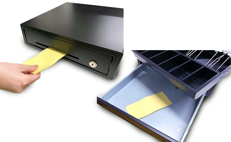 図:閉じたまま金券を収納できるスロット付き